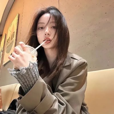 阿尼娜 封面